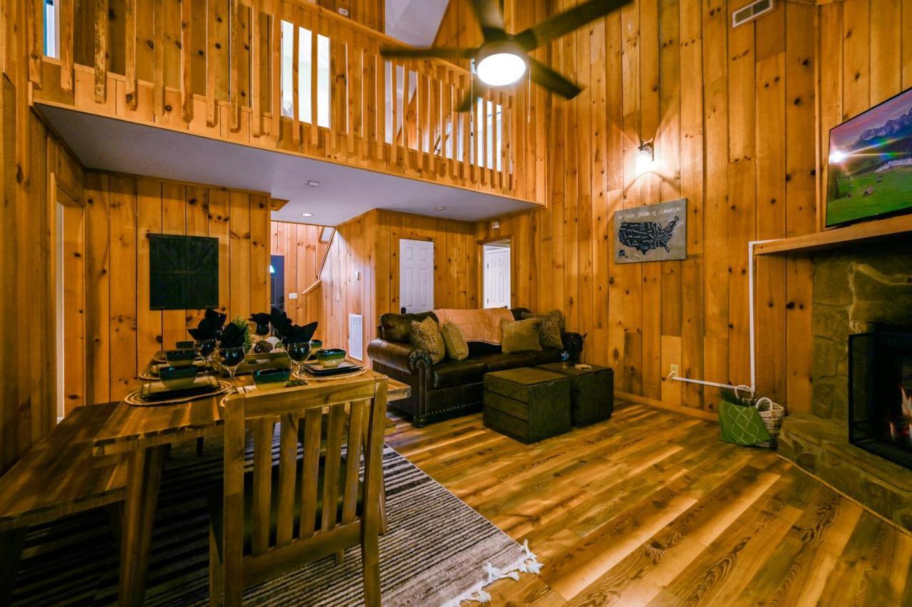 Private Mountain Cabin, Hot Tub Escape In The Smokies, With The View Sevierville Ngoại thất bức ảnh
