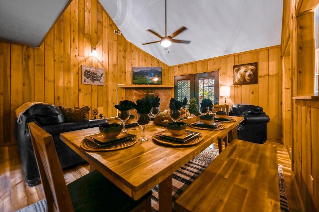 Private Mountain Cabin, Hot Tub Escape In The Smokies, With The View Sevierville Ngoại thất bức ảnh