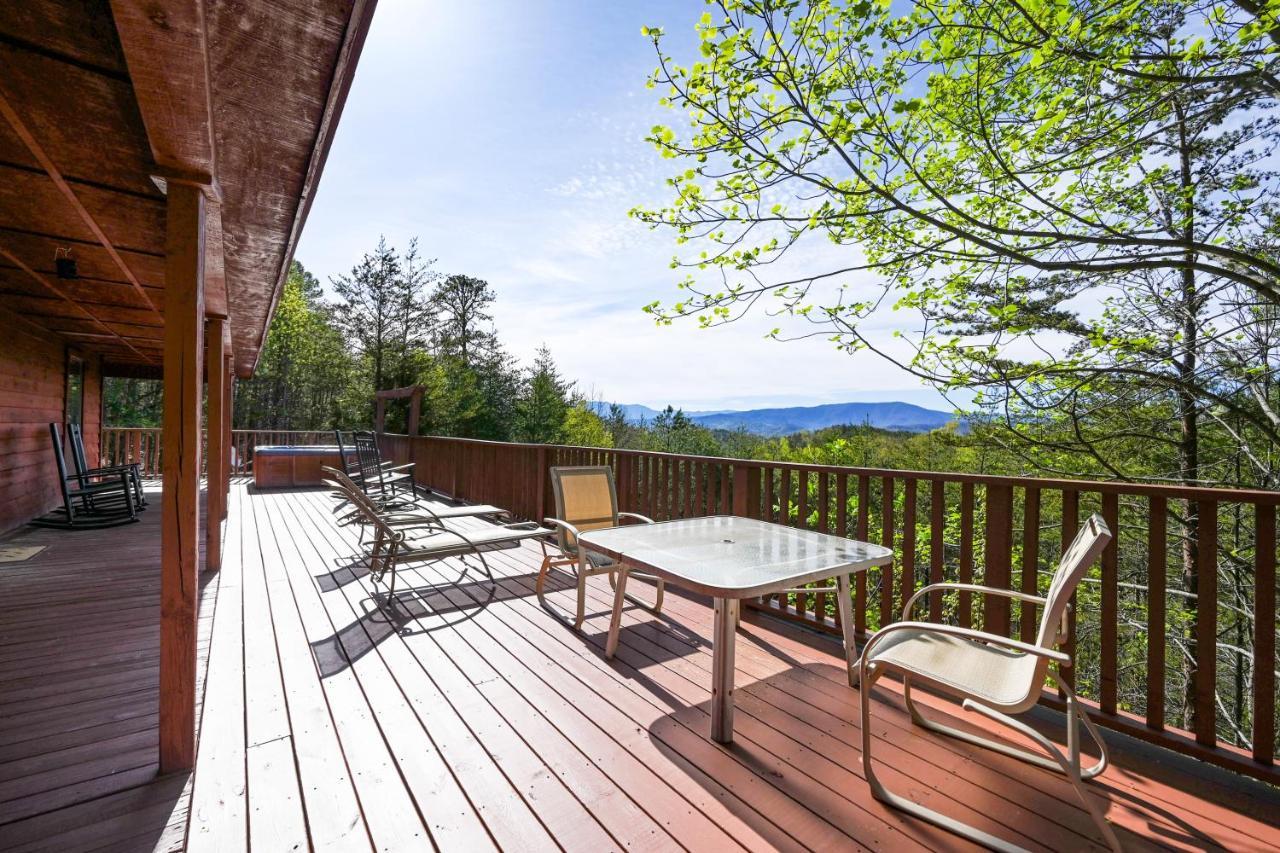 Private Mountain Cabin, Hot Tub Escape In The Smokies, With The View Sevierville Ngoại thất bức ảnh