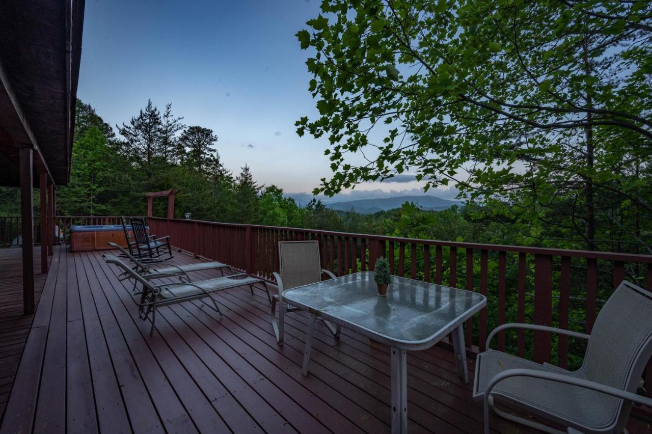 Private Mountain Cabin, Hot Tub Escape In The Smokies, With The View Sevierville Ngoại thất bức ảnh