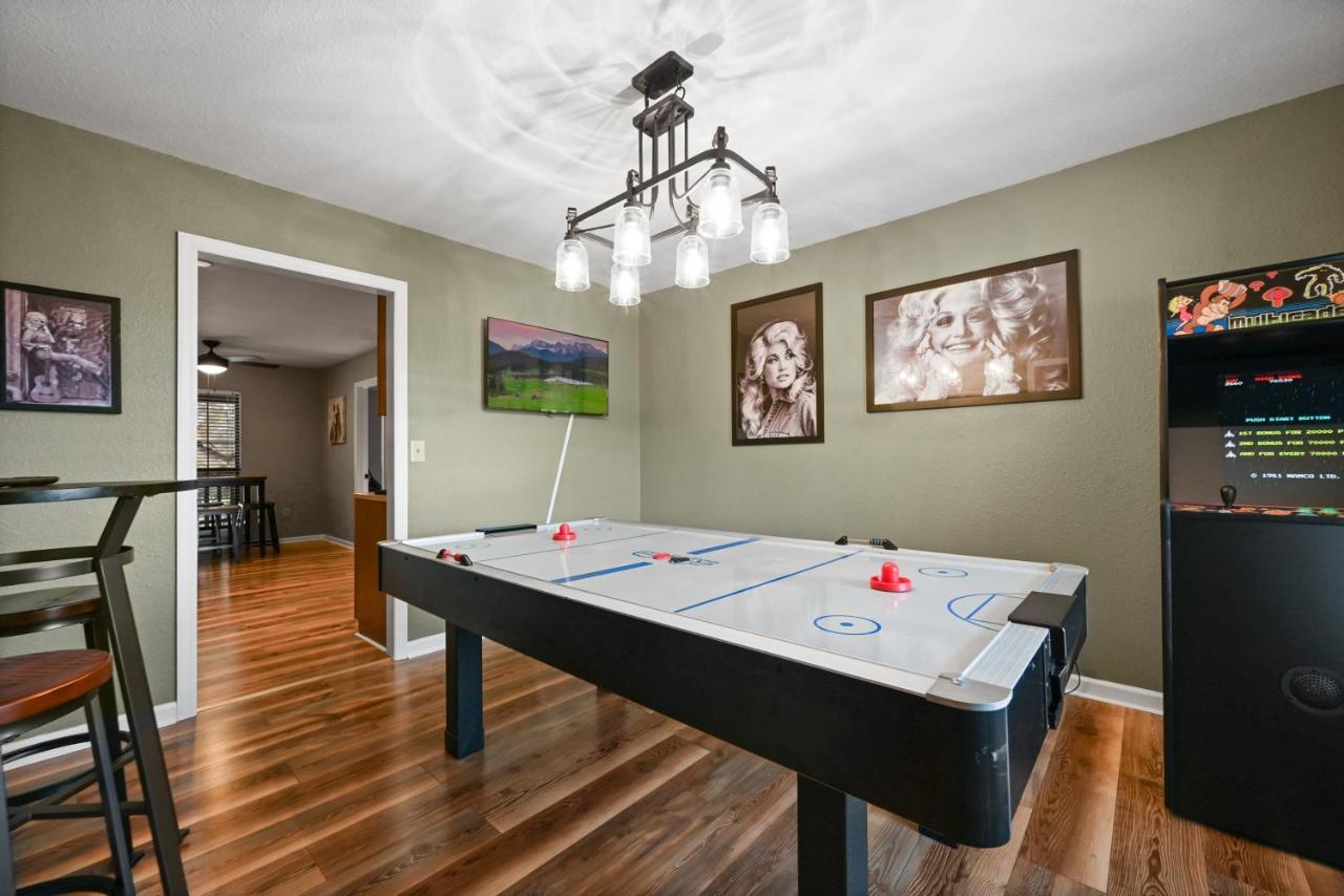 Private Mountain Cabin, Hot Tub Escape In The Smokies, With The View Sevierville Ngoại thất bức ảnh