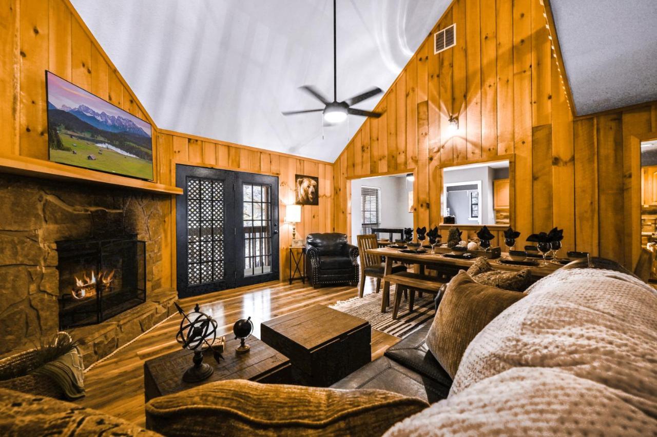Private Mountain Cabin, Hot Tub Escape In The Smokies, With The View Sevierville Ngoại thất bức ảnh